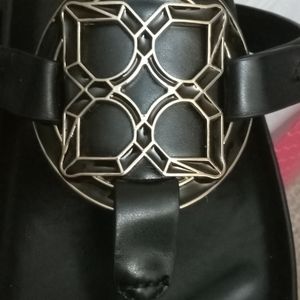 Kelly & Katie sandals